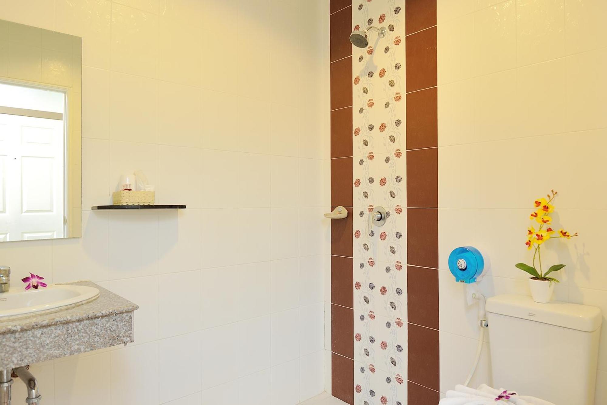 Pimrada Hotel Patong Eksteriør bilde