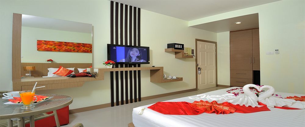 Pimrada Hotel Patong Eksteriør bilde