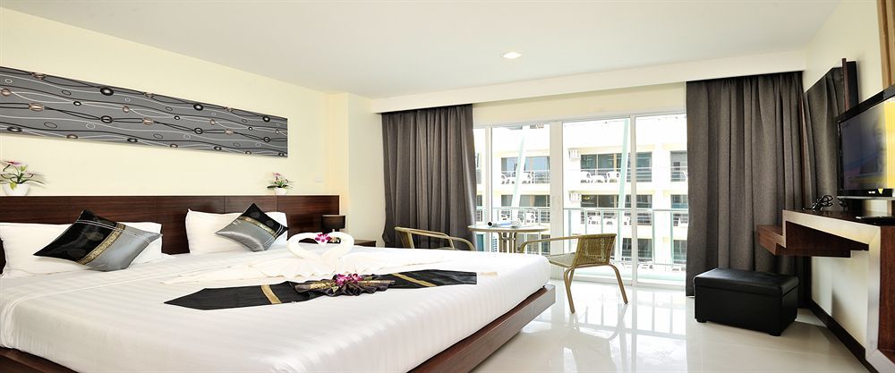 Pimrada Hotel Patong Eksteriør bilde